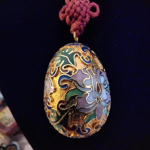 Vintage Cloisonne Goldtone Egg.