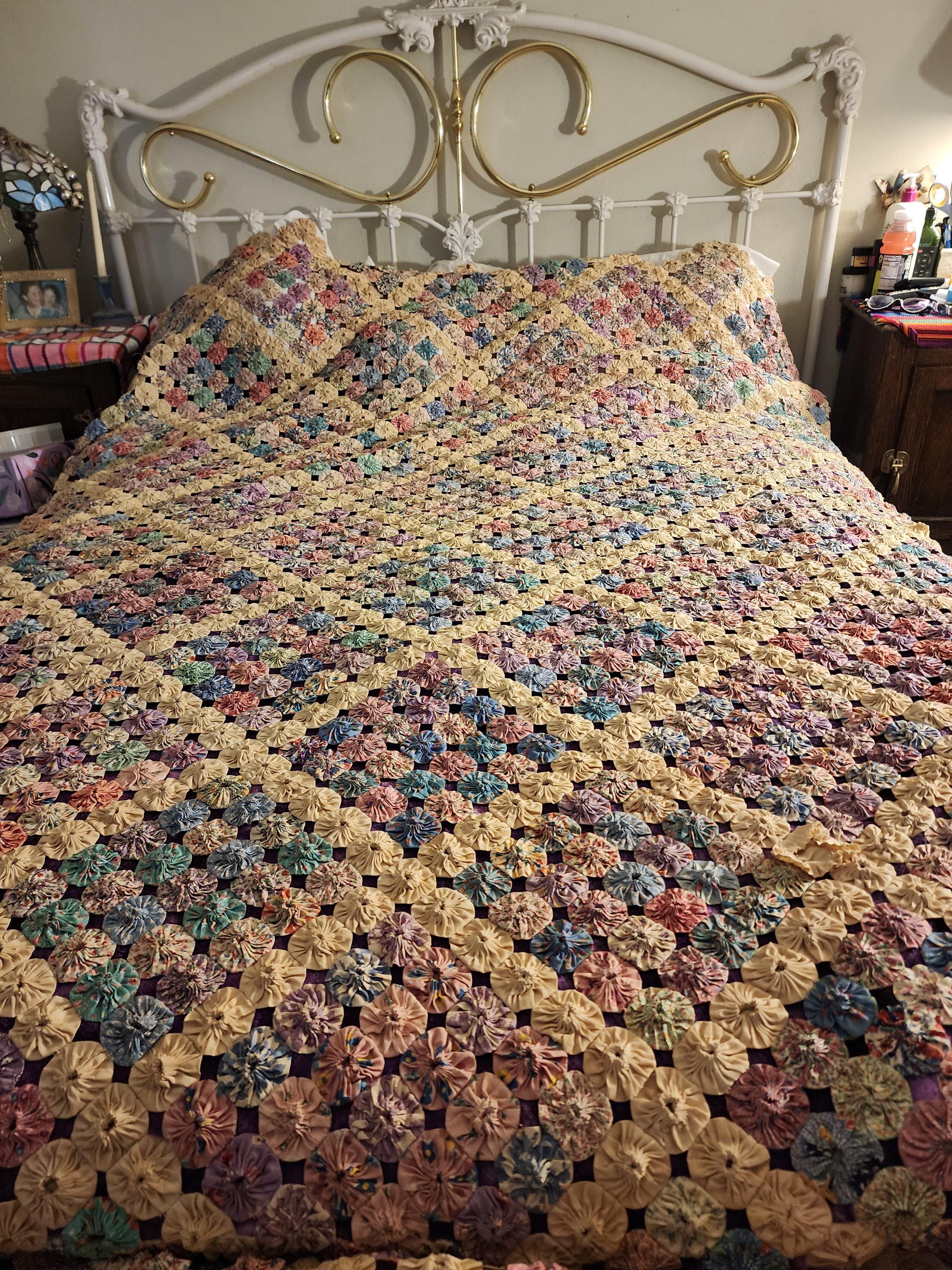 【アンティークキルト】ヨーヨー ヴィンテージキルト アメリカ ヨーヨーキルト✴︎アンティークキルト✴︎ヴィンテージ