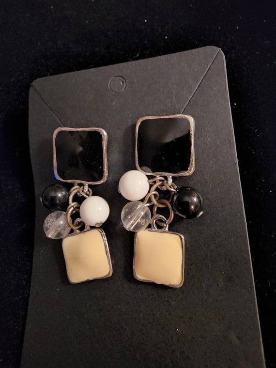 1970's Vintage Dangle earrings