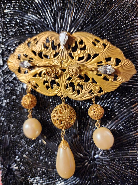 Miriam Haskell style brooche - image 1