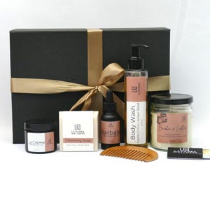 Men&#39;s Hygge Gift Box – Bourbon Leather Candle, Grooming & Skincare Set, Masculine Self-Care Spa Kit, Boyfriend/Husband Gift