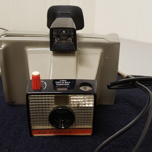 Vintage Polaroid Land Big Swinger 3000 Camera