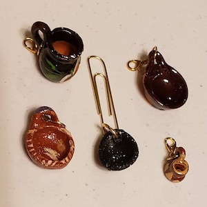 Mini Mexican Pottery Clip Cham