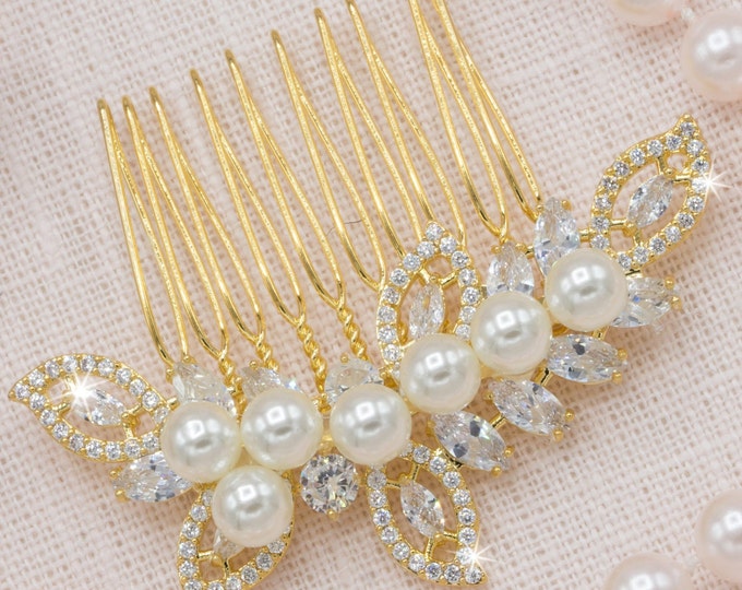 Pearl Hair Comb Gold Leaf Hair Comb Swarovski Hair Comb Engagement Gift For Bride Wedding Gift For Bride From Mom Personalized Gift Comb