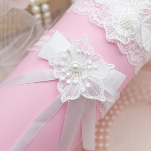 White Lace Garter Set, Wedding Garter Set, Flower Garter Set, Pearls and Sequins Garter, Bridal Garter,Non Slip Ivory Lace Bridal Garter Set