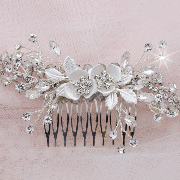 Silver Crystal Floral Wedding Hair Comb Bridal Hair Accessories Rhinestone Headpiece Flower and Vines Side Tiara Platinum Bridal Set