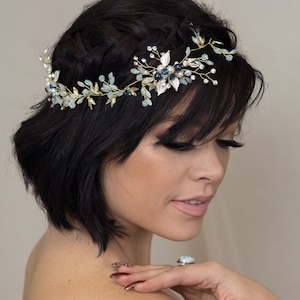 blue bridal hair comb Something blue hair comb Sapphire blue Crystal hair comb Royal blue wedding Rhinestone hair comb Navy blue hair piece