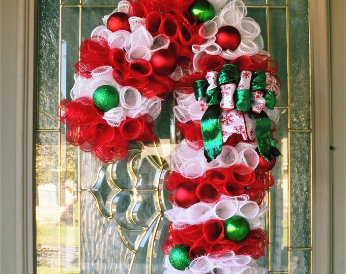 Light up Christmas Wreath for Front Door, Candy Cane Wreath, Red and