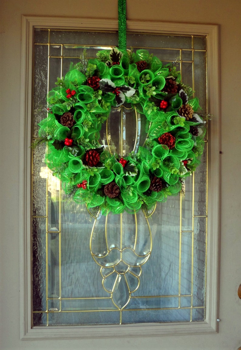 Green Christmas Wreath for Front Door Green and Red Christmas - Etsy