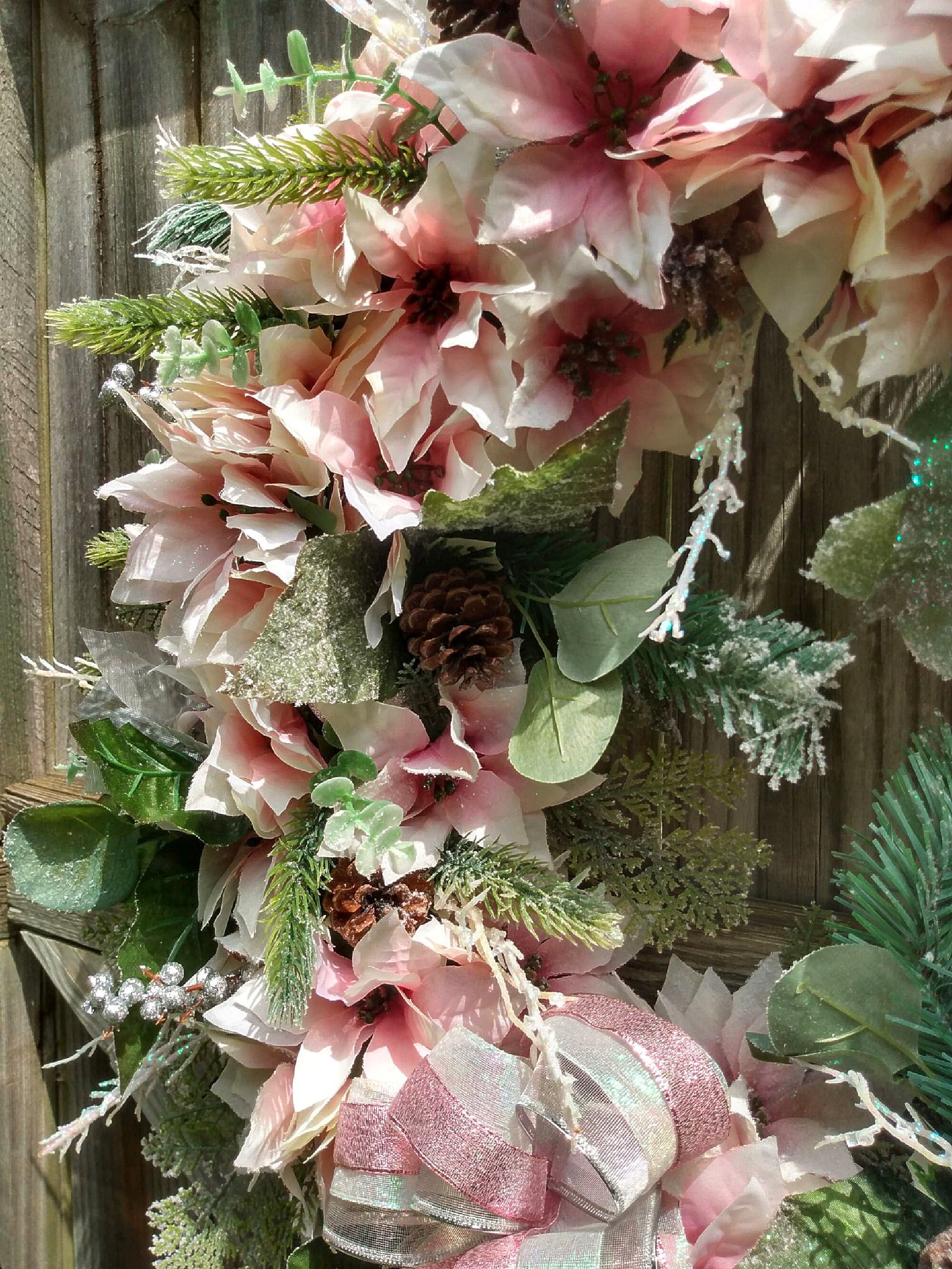 Large Frosted Pink and White Poinsettia Wreath With Lights - Etsy