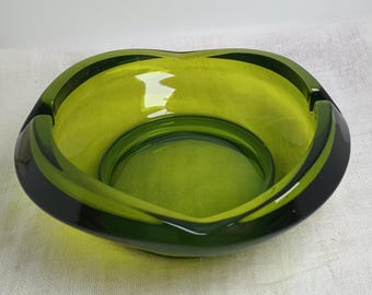 1960s Viking Art Glass  — Avocado Green Large Bomerang Ashtray Bowl