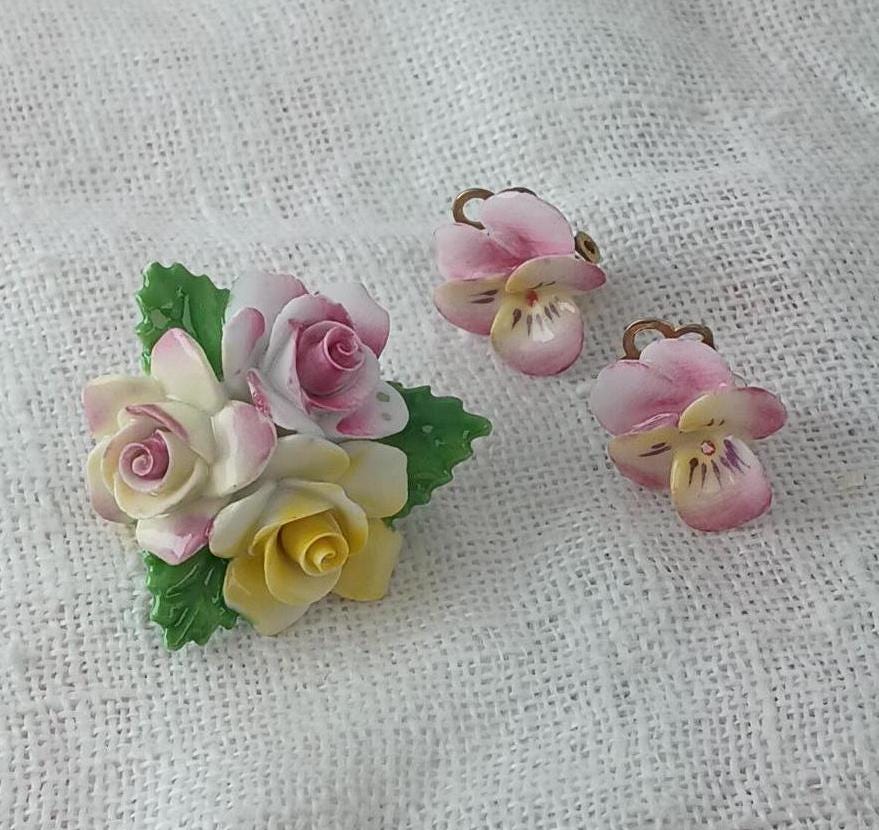 Orecchini Fiori Bianchi - Gioielli - Orecchini - Di ESSe.accessories - Foto 6