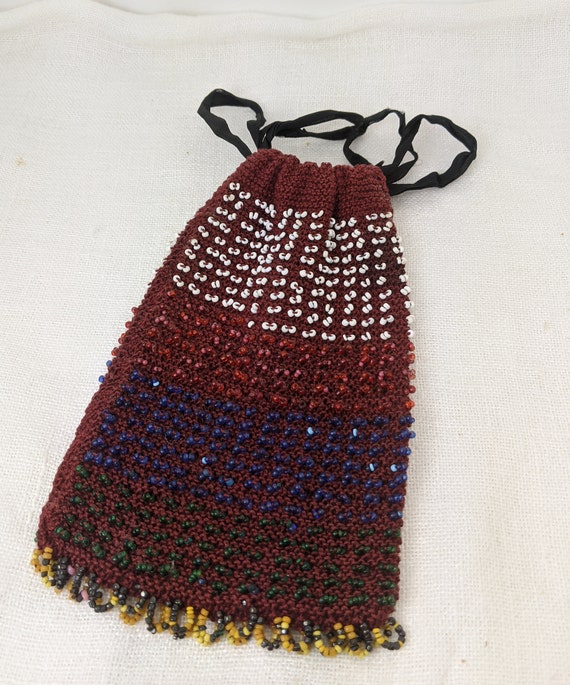 Vintage 1920s Flapper Knit Drawstring Beaded Purse