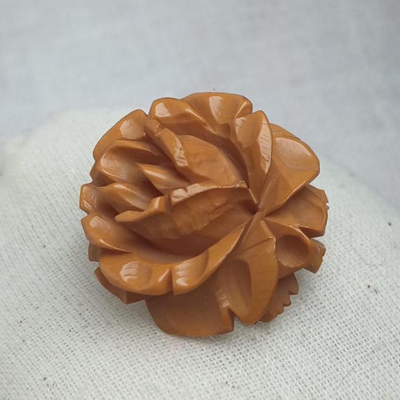 Carved Bakelite Rose Brooch — Vintage 1930s-40s - image 2