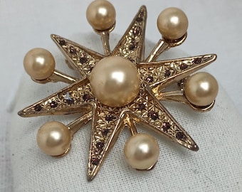 Faux Pearl Starburst Brooch — Christmas Star Brooch