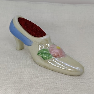 Japan Vintage Lusterware Shoe Pincushion — Victorian, Cottagecore Decor