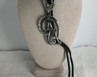 Bolo Tie Set — Native American Style Wolf Concho and Black Stone Leaf Motif