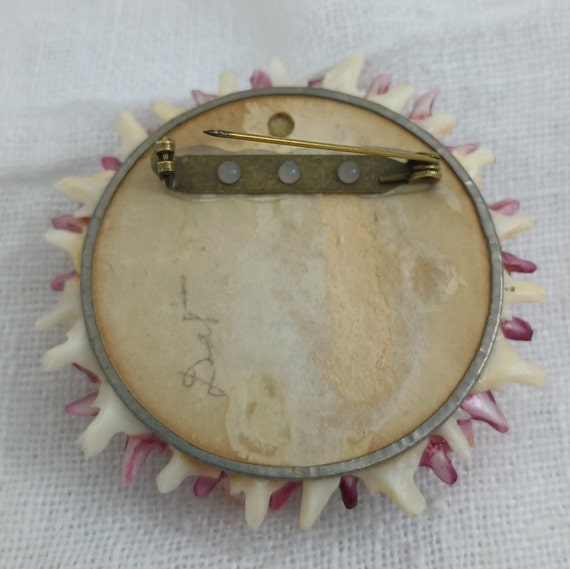 Vintage c1930-1950s Handmade Shell Brooch — Paste… - image 4