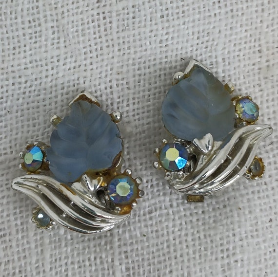 Signed Art Thermoset Leaves and Rhinestone Earrin… - image 5