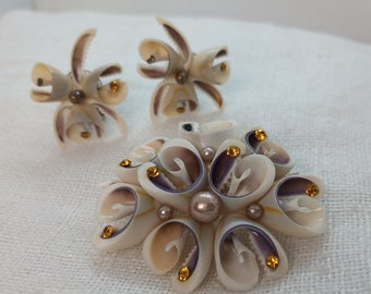 Vintage Shell Brooch and Clip-on Earrings Set: Rhinestone Beach Jewelry