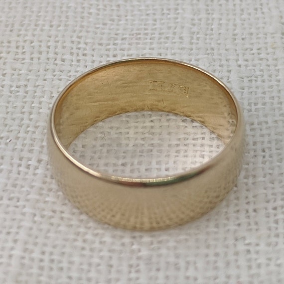 Vintage 14k Gold Wide Wedding Band — Unisex Ring … - image 1
