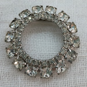 Vintage Mid Century Rhinestone Circle Brooch — Bridal and Bridesmaid Wedding Jewelry, DIY Wedding Hair Clip