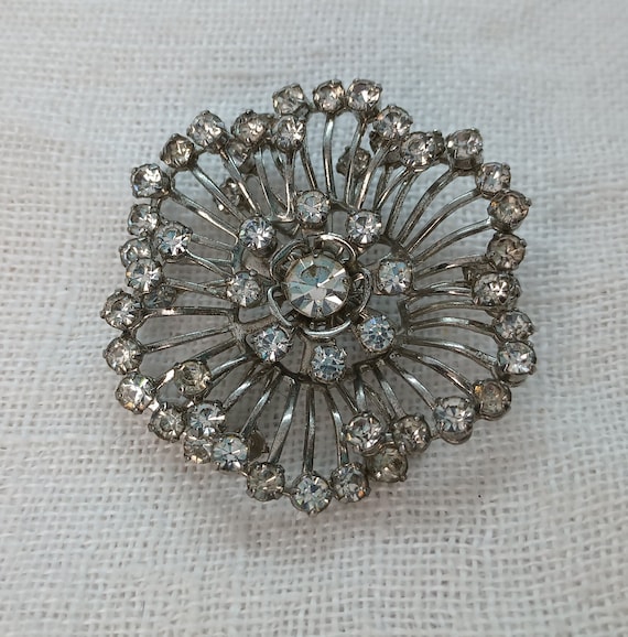 Vintage 1950s-60s Clear Rhinestone Flower Brooch