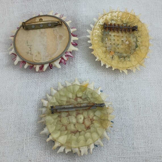 Vintage c1930-1950s Handmade Shell Brooch — Paste… - image 2