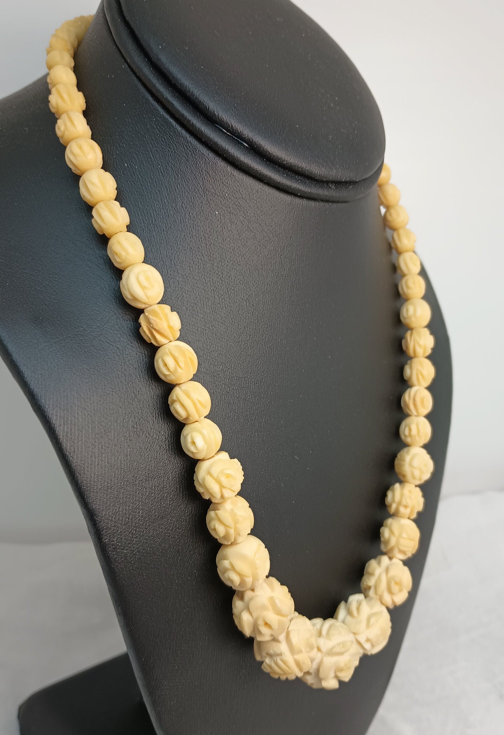 46x25mm Ivory Bone Animal Beads-0527-03