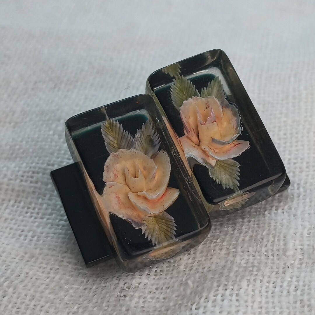 Broche Vintage Art Déco Années 1930/1940 - Lucite Et Laiton - Motif Fleurs - Occasion