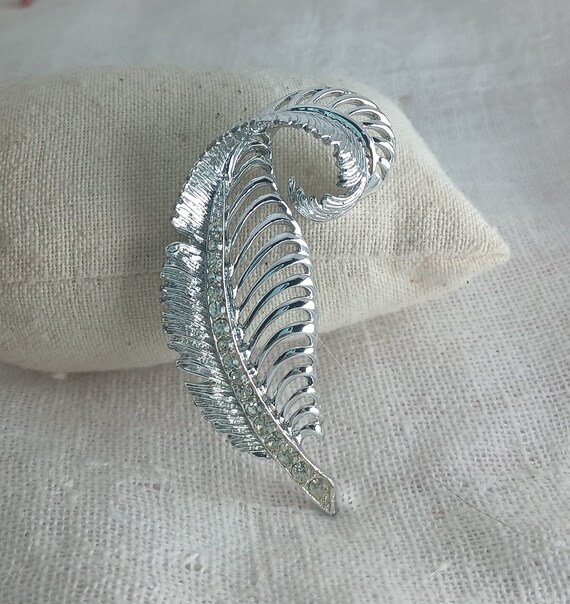 1950s/60s does 1930s Ell-Enn Originals Decorative Feather & Sequined Embellishme Vintage | Accessories | Vintage 95s Velvet Pillbox Hat W  main image 2