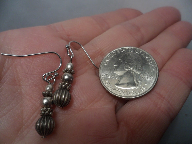 VINTAGE NAVAJO PEARLS Pearl Bench Old Fluted Bead Earrings 925 Sterling Silver Ewires Avable Native American Dangle Drop Boho Ooak Beads Fun