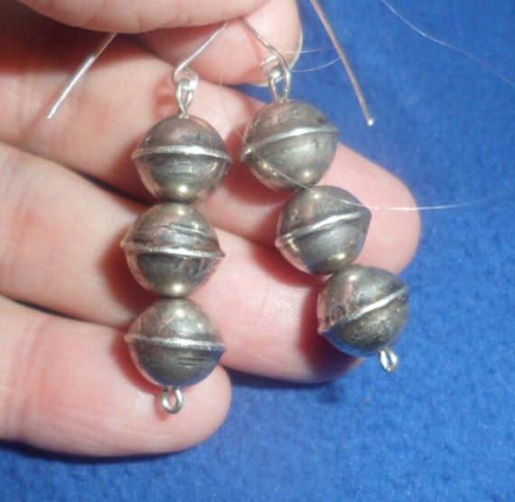 Old Handmade Sterling Beads VINTAGE NAVAJO PEARLS… - image 4