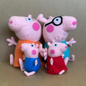 Colección La Casa De Peppa Pig Set 2 Familia + Amigos
