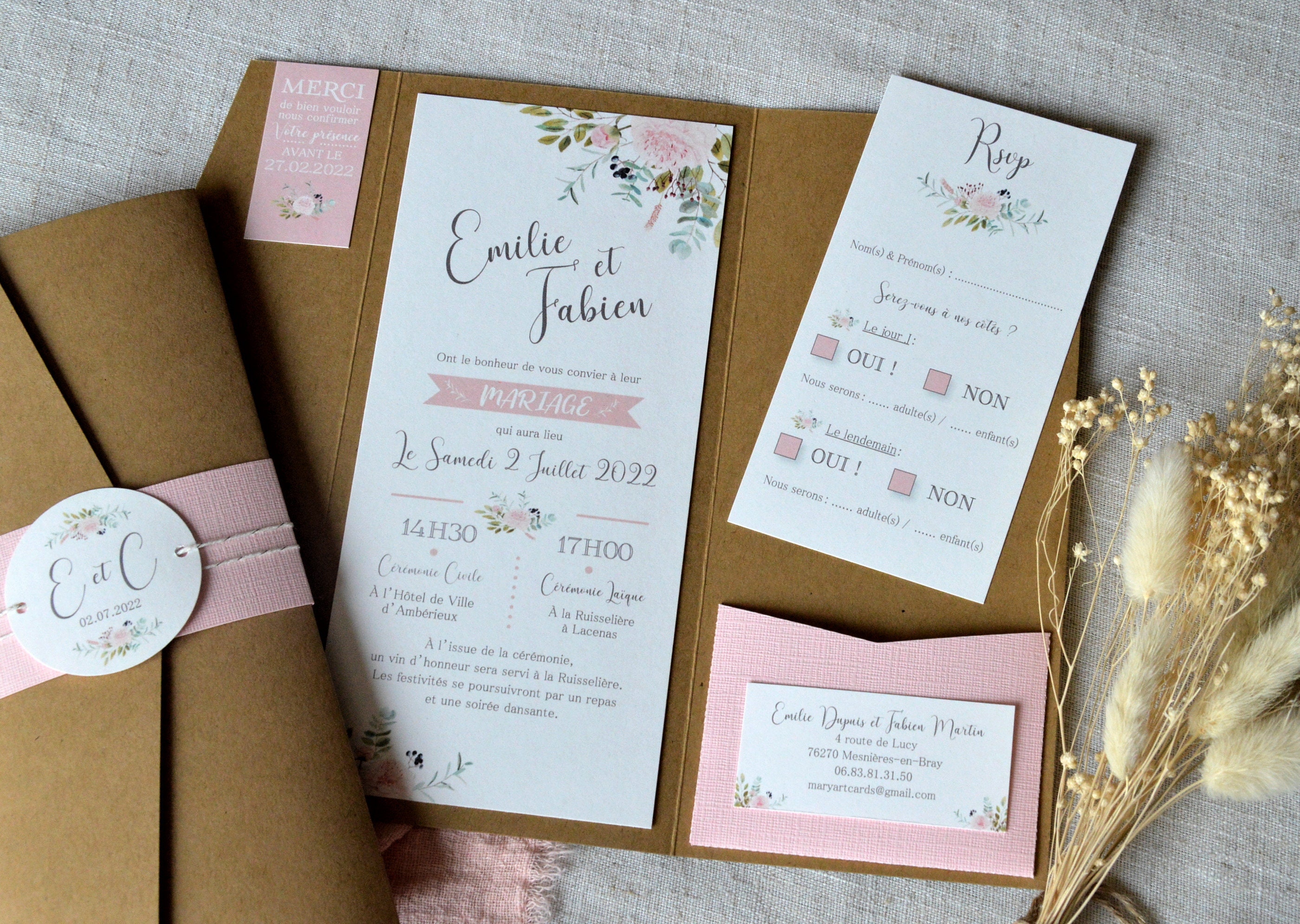 Faire-Part CELIA - Faire-part rose et doré avec initiales et enveloppe rose