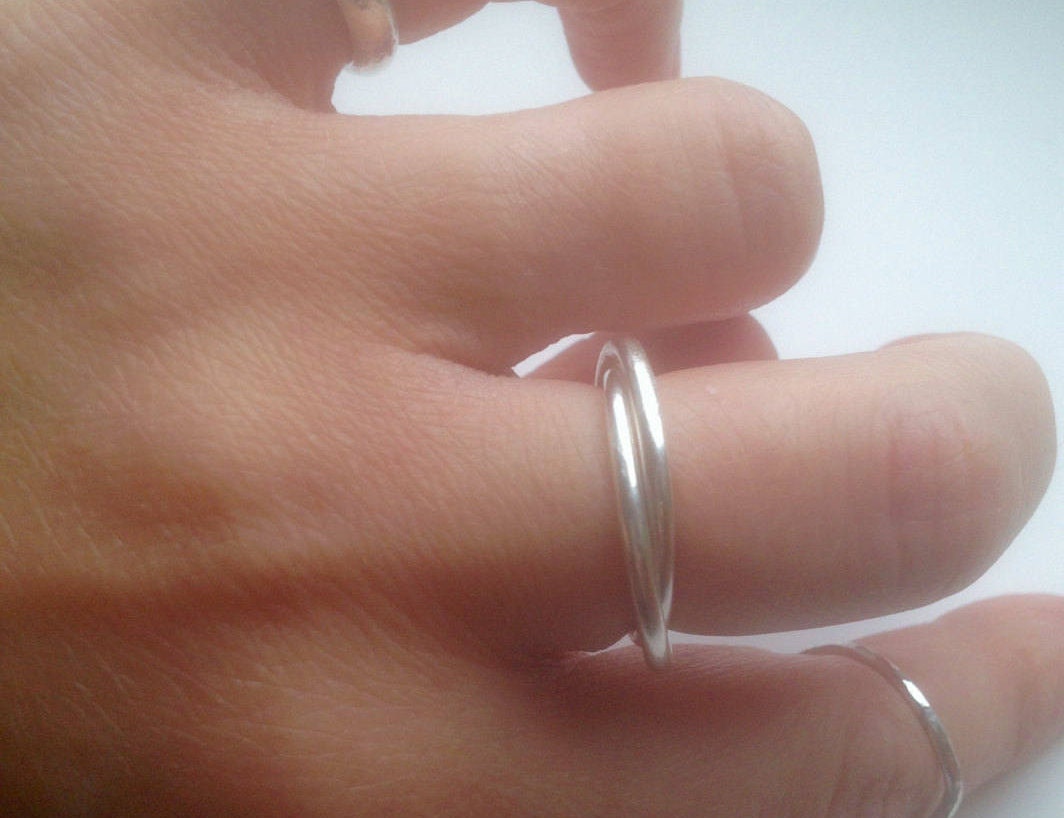 Eternity Ring, Sterling Silver Cross Over Infinity Simple Eco