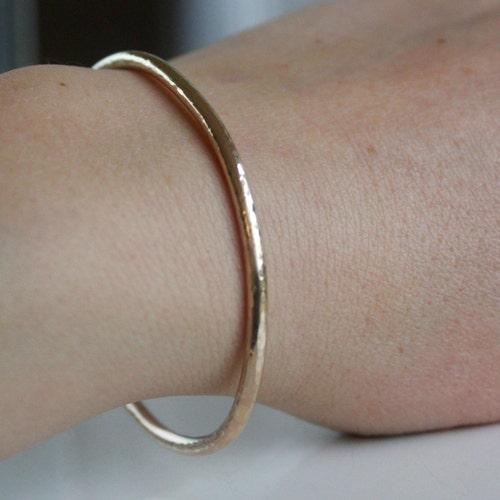 9ct Gold Bangle Hammered Solid Gold Bangle Open Cross Over Etsy