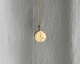 Collier pendentif disque en or massif, collier à breloques en or 9 carats, petit pendentif sur chaîne en or, pendentif cercle en or, collier en or véritable Royaume-Uni