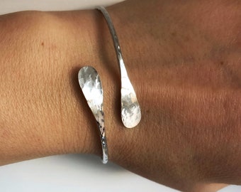 Silver Bangle, Adjustable Hammered Sterling Silver Bangle, Open Crossover Bangle, Solid Silver Bangle, Silver jewellery uk