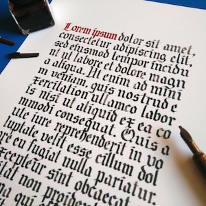 Lorem ipsum, calligraphie, lettrage, sticker imprimé, loremipsum, gothique, fait main, impression, édition limitée, décoration, décoration murale,