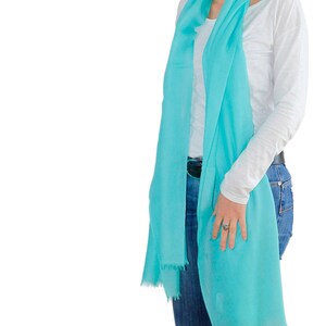 Large soft cashmere scarf, turquoise. Oversized wrap ideal for outdoor dinners and weekend trips. Warm eylure pashmina. Colorful accessory image 4