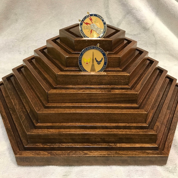 100 Coin Stained Cherry Spinning Hexagon Pyramid Challenge Coin Display Rack