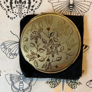 Stratton Compact - Etsy
