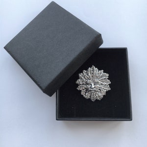 Green Man Pin Abzeichen & Geschenkbox