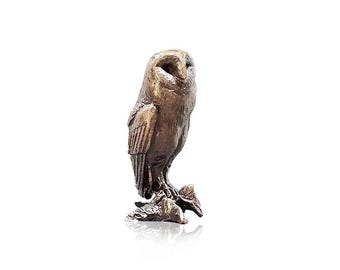 メンフクロウのブロンズ彫刻