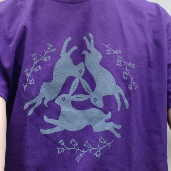 Three Hares - t shirt (purple)