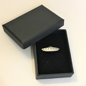 UFO Pin Abzeichen und Geschenkbox