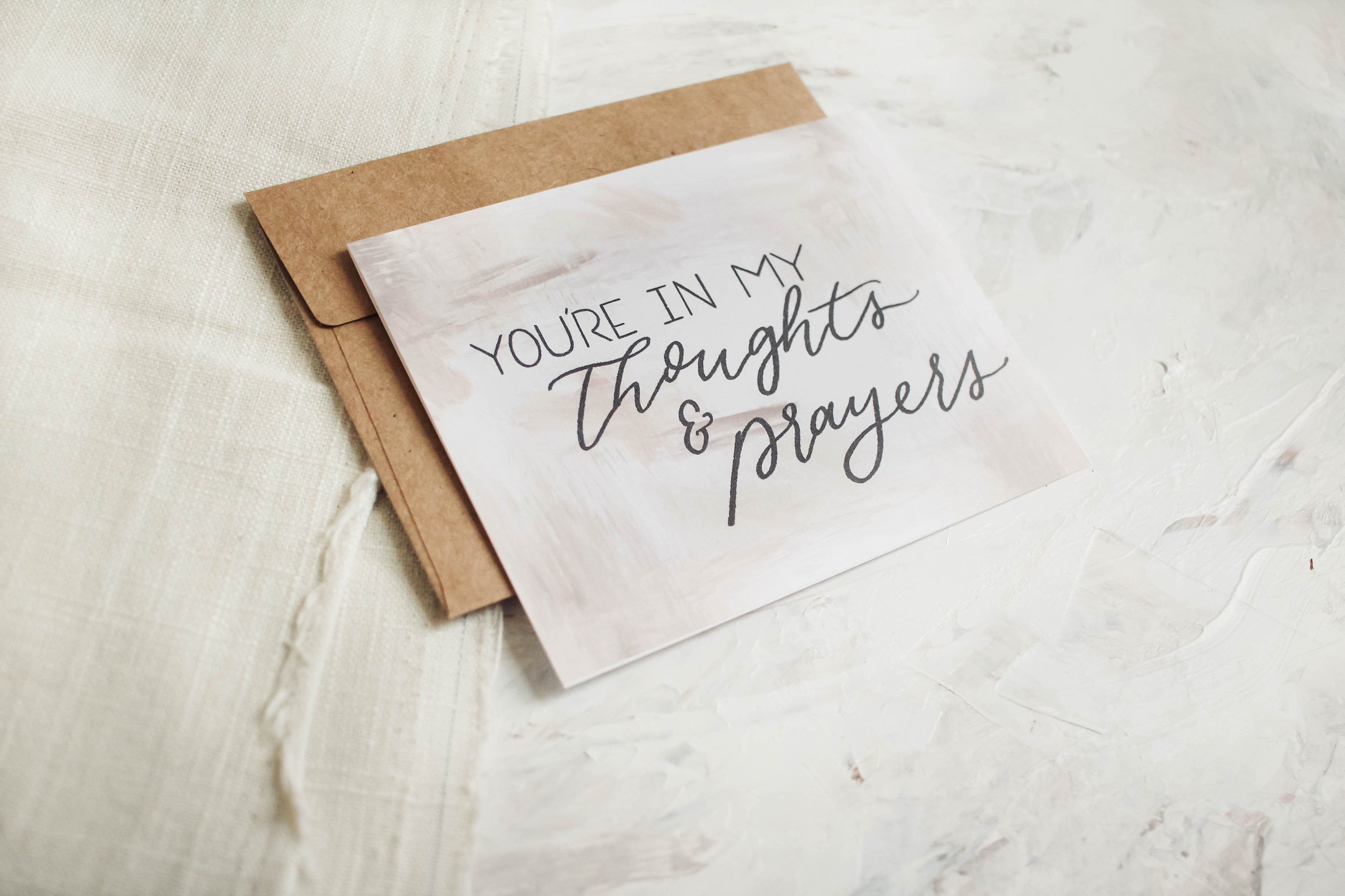 Papyrus Trauerkarte 'You're In Our Thoughts' – Mit Löwenzahn-Stoffdesign, 14,6x14,6 Cm