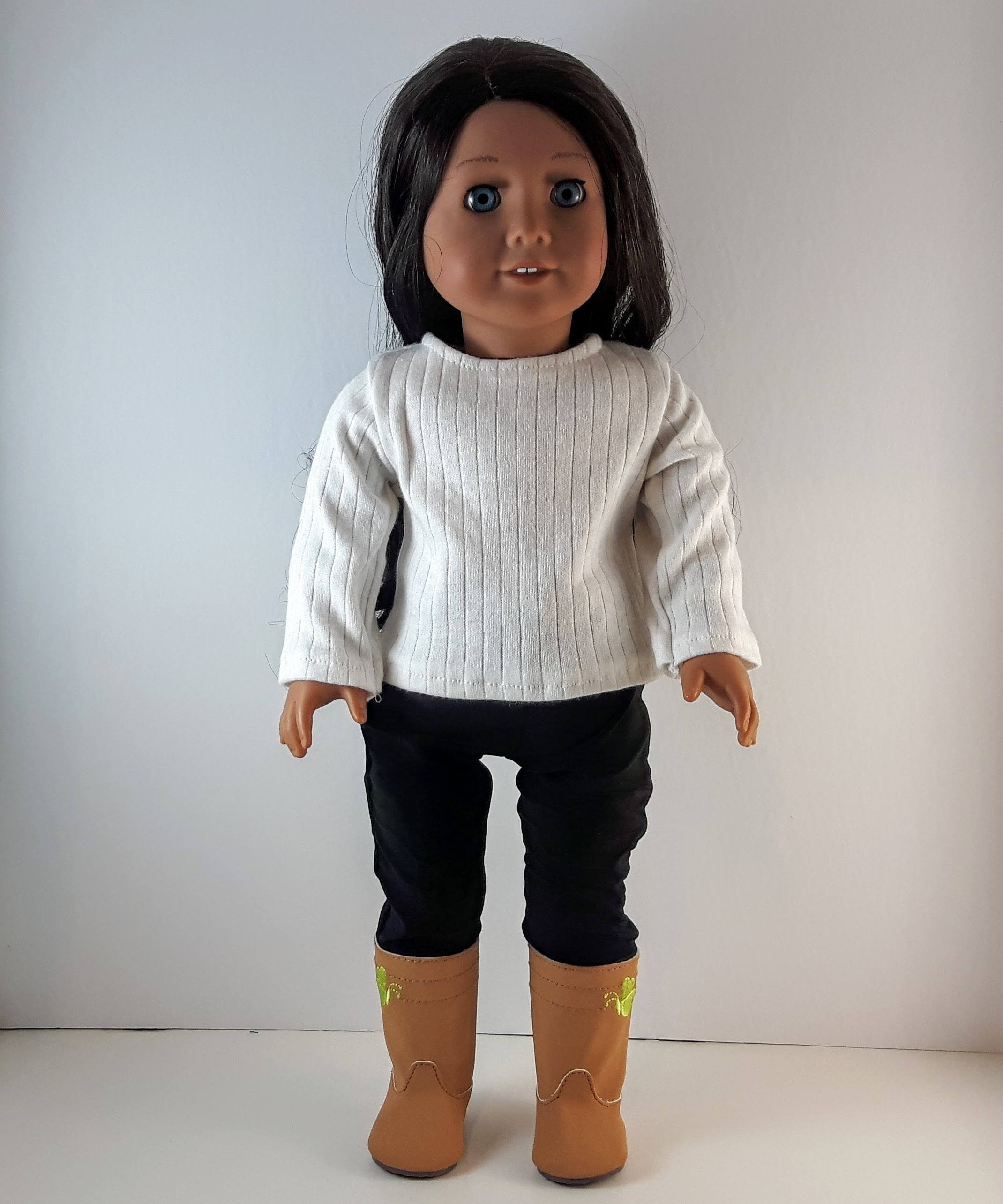 Puppenkleidung für 18 Zoll Puppe Weißes gedruckt KurzarmT Shirt Oberteil Puppenkleidung für 18 Zoll Puppe Weißes gedruckt KurzarmT Shirt Oberteil