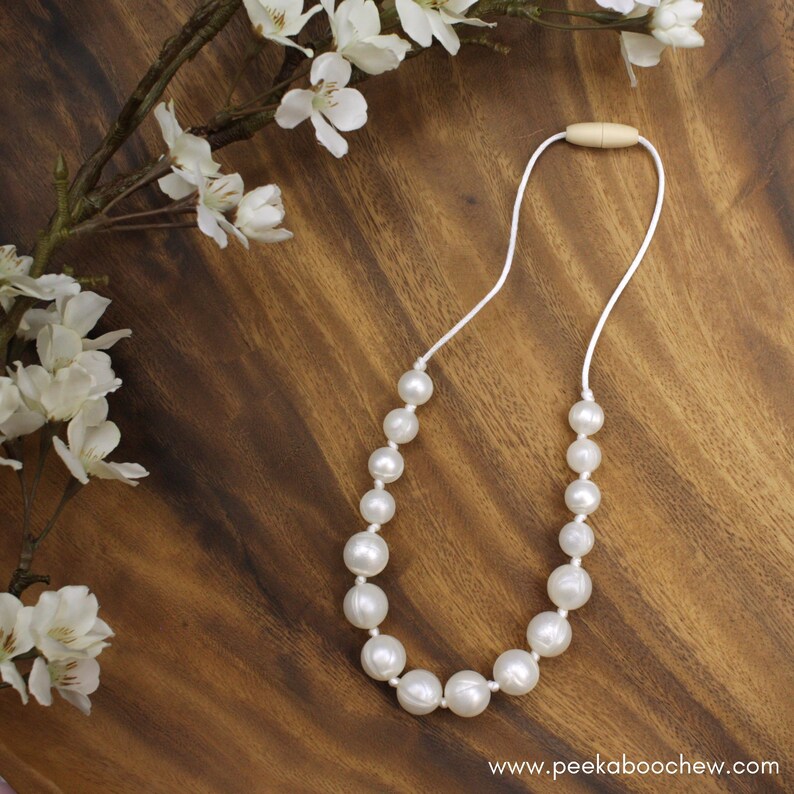 teething necklace for autism
